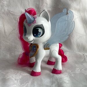 VTech Mia the Unicorn Mylas Sparkling Friends Interactive Toy w Hair Clips Works